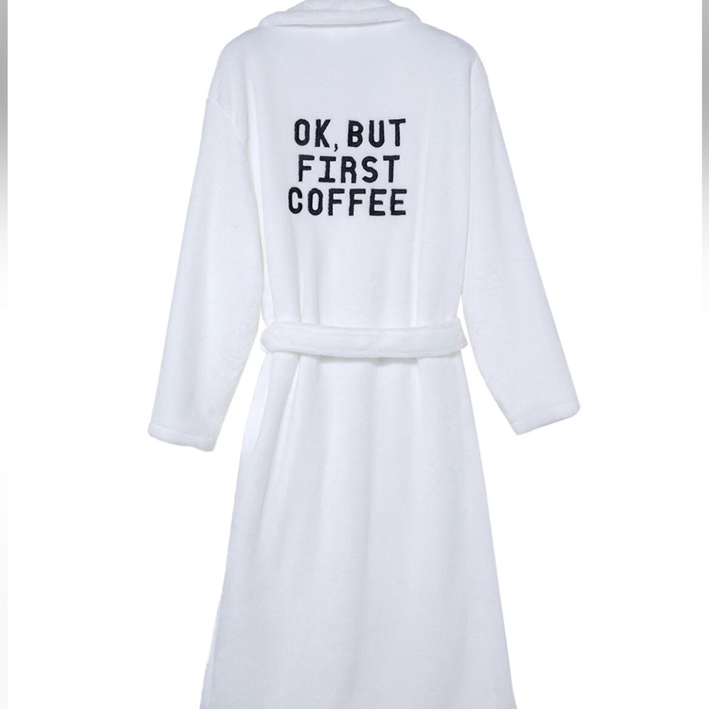 COCUS POCUS WHITE PLUSH ROBE - Picture 4 of 7